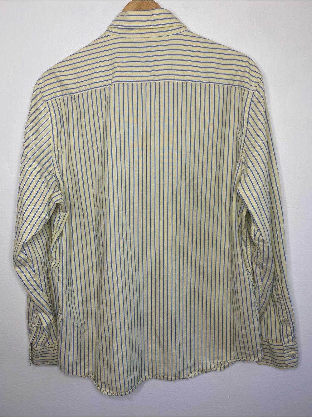 AE Eagle Oxford Striped button down Size L Vintage fit Butter yellow preppy - Picture 3 of 6